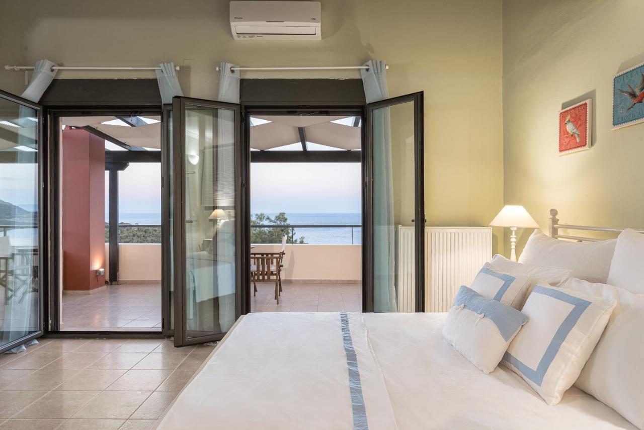 Aphaia Villa & Residences Aegina Agia Marina  エクステリア 写真
